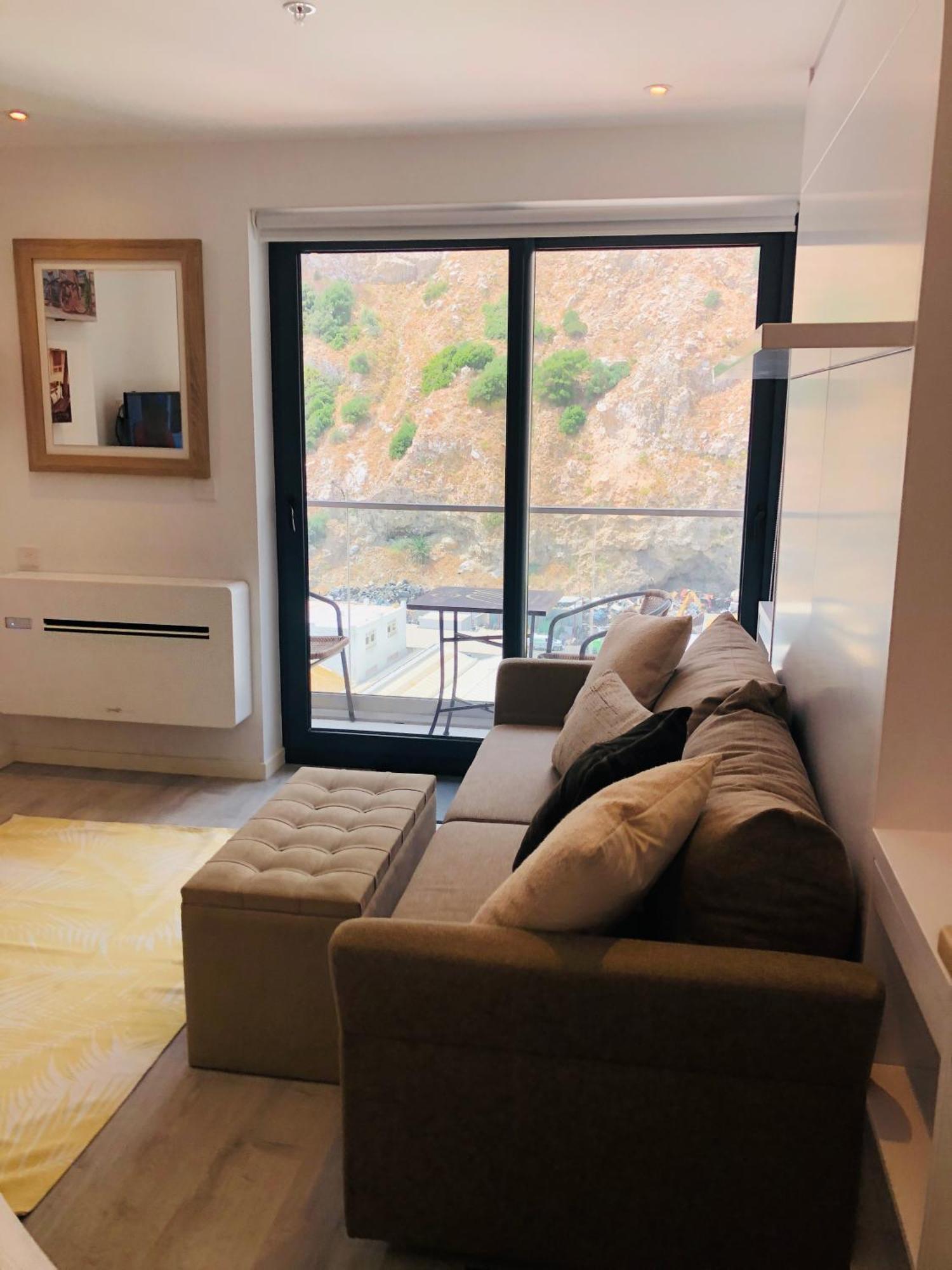 Cp High Floor Luxury Studio Sleeps 3 Gibraltar Eksteriør bilde