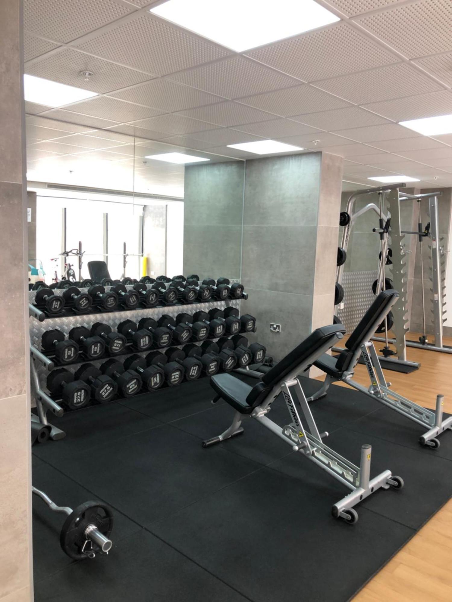 Cp High Floor Luxury Studio Sleeps 3 Gibraltar Eksteriør bilde